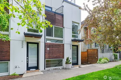 230 26th Avenue E, Seattle, WA 98112 - Photo 1