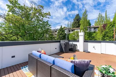 230 26th Avenue E, Seattle, WA 98112 - Photo 11