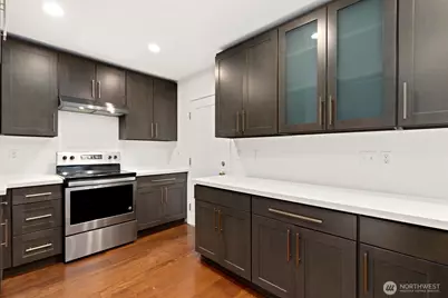 2428 NE 13th Street, Renton, WA 98056 - Photo 11