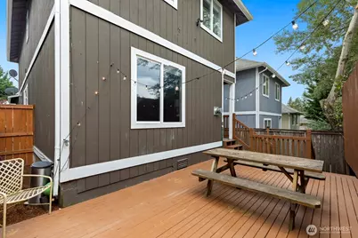 2428 NE 13th Street, Renton, WA 98056 - Photo 23