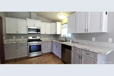 2412 N Pearl Street, Centralia, WA 98531 - Photo 13