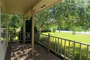 2412 N Pearl St, Centralia, WA 98531 - Photo 3