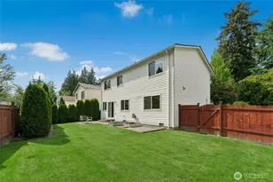 12217 NE 97th St, Kirkland, WA 98033 - Photo 27