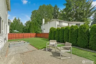 12217 NE 97th St, Kirkland, WA 98033 - Photo 23