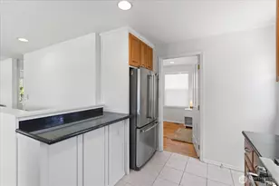 3514 SW Manning St, Seattle, WA 98126 - Photo 7