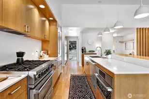 2547 NE 83rd St, Seattle, WA 98115 - Photo 13