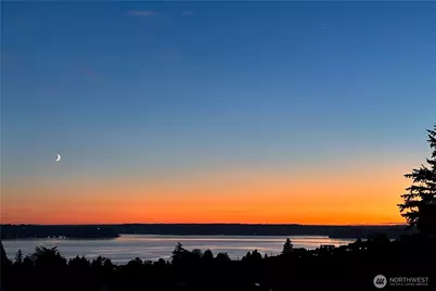 4409 California Avenue SW #404, Seattle, WA 98116 - Photo 1