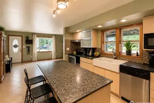 402 Juniper St, Oroville, WA 98844 - Photo 9