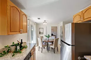 16812 123rd Ave SE, Renton, WA 98058 - Photo 9