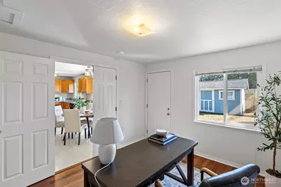 16812 123rd Avenue SE, Renton, WA 98058 - Photo 11