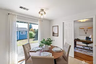 16812 123rd Ave SE, Renton, WA 98058 - Photo 5