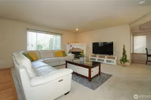 16034 SE 254th St, Covington, WA 98042 - Photo 3