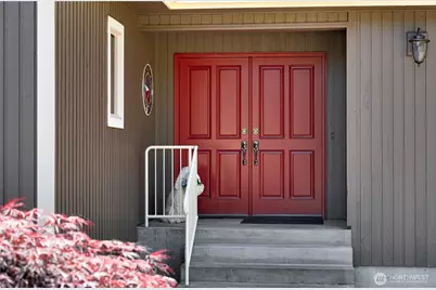 17441 Lake Terrace Place, Mount Vernon, WA 98274 - Photo 13