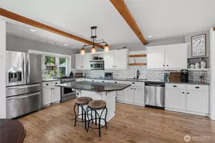 10706 Crescent Valley Dr NW, Gig Harbor, WA 98332 - Photo 17