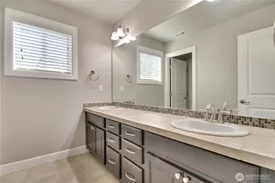 13425 189th Avenue E, Bonney Lake, WA 98391 - Photo 23