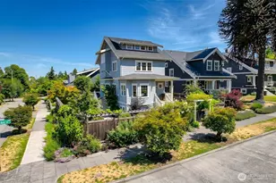 2222 Warren Ave N, Seattle, WA 98109 - Photo 1