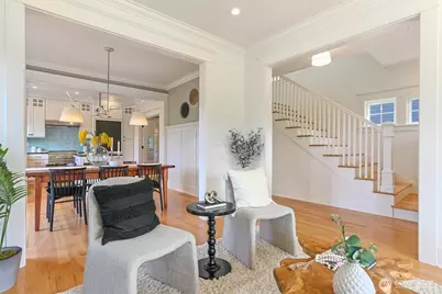 2222 Warren Avenue N, Seattle, WA 98109 - Photo 7