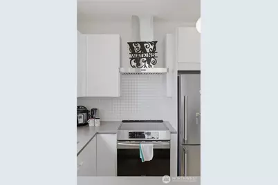 918 N 100th Street #B, Seattle, WA 98133 - Photo 13