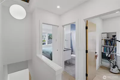 918 N 100th Street #B, Seattle, WA 98133 - Photo 19