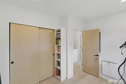 918 N 100th Street #B, Seattle, WA 98133 - Photo 23