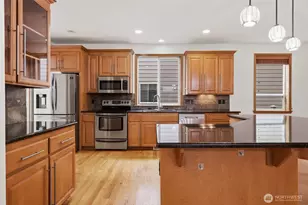 11212 179th Ave Ct E, Bonney Lake, WA 98391 - Photo 7