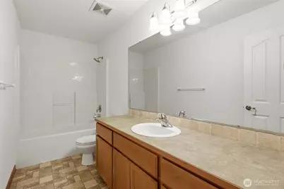 11212 179th Ave Ct E, Bonney Lake, WA 98391 - Photo 21