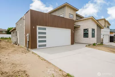 170 Chadwick Street NW, East Wenatchee, WA 98802 - Photo 5