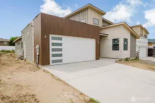 170 Chadwick St NW, East Wenatchee, WA 98802 - Photo 5