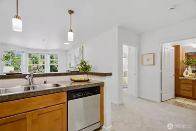 2901 NE Blakeley St #522, Seattle, WA 98105 - Photo 13