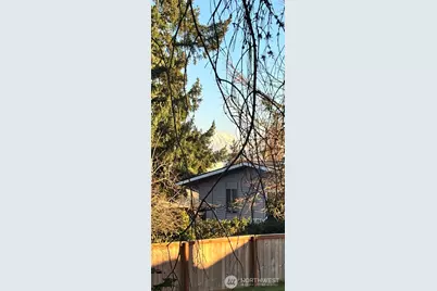 6320 Gregory Street W, University Place, WA 98466 - Photo 29
