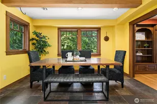 19027 SE May Valley Rd, Issaquah, WA 98027 - Photo 11