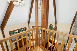 19027 SE May Valley Rd, Issaquah, WA 98027 - Photo 17