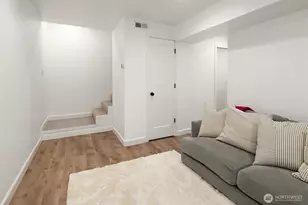 1525 McGilvra Blvd E, Seattle, WA 98112 - Photo 21