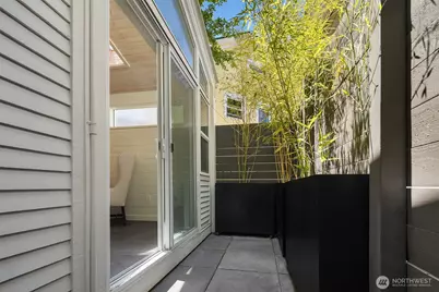 1525 McGilvra Boulevard E, Seattle, WA 98112 - Photo 25