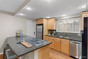 10812 NE 143rd St, Kirkland, WA 98034 - Photo 11