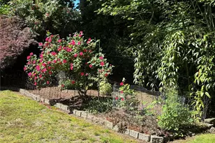 13214 SE 91st St, Newcastle, WA 98059 - Photo 9