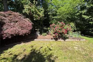 13214 SE 91st St, Newcastle, WA 98059 - Photo 11