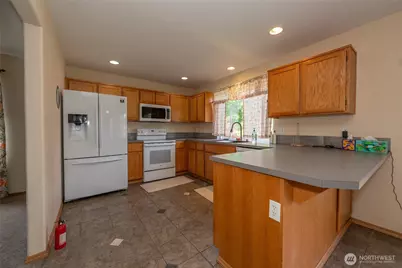 15301 105th Avenue SE, Yelm, WA 98597 - Photo 5