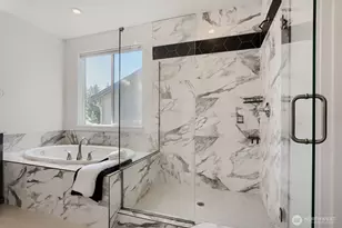 24503 NE 18th St, Sammamish, WA 98074 - Photo 17