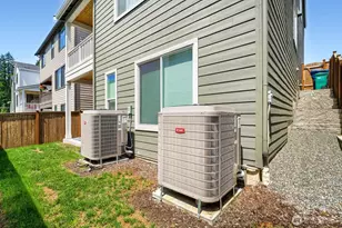 24503 NE 18th St, Sammamish, WA 98074 - Photo 25