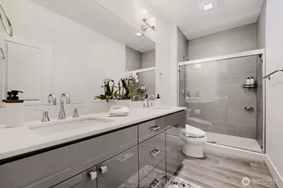 24503 NE 18th Street, Sammamish, WA 98074 - Photo 19