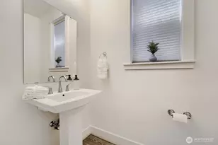 24503 NE 18th St, Sammamish, WA 98074 - Photo 21