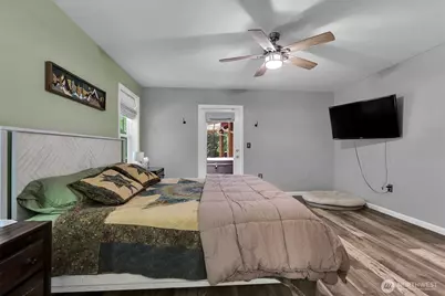 19214 Patterson Road E, Orting, WA 98360 - Photo 15