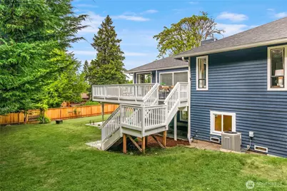 8227 NE 166th Street, Kenmore, WA 98028 - Photo 13