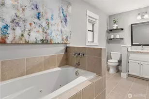 8227 NE 166th St, Kenmore, WA 98028 - Photo 17