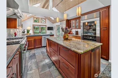 12019 Issaquah-Hobart Road SE, Issaquah, WA 98027 - Photo 5