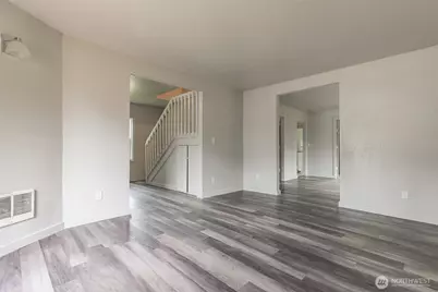 820 N 1st Avenue, Kelso, WA 98626 - Photo 3