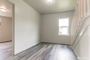 820 N 1st Ave, Kelso, WA 98626 - Photo 5