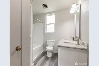 820 N 1st Avenue, Kelso, WA 98626 - Photo 15