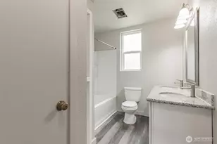 820 N 1st Ave, Kelso, WA 98626 - Photo 15